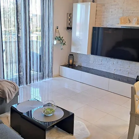 Seaside Daire Vantacici